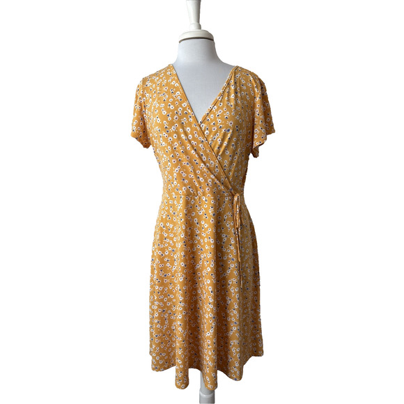 Kaleigh Women’s XL Boho Yellow Purple Floral V Front Back Wrap Lightweight Dress - Picture 1 of 9